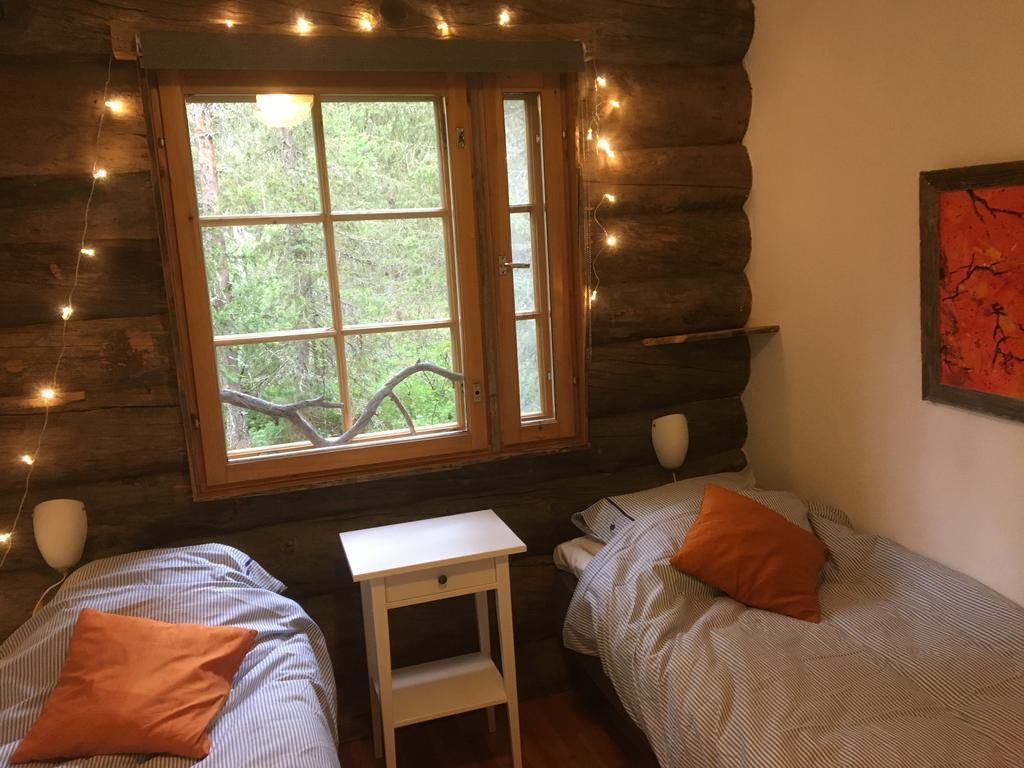 Yllaeshilla Cottage Akaslompolo Ngoại thất bức ảnh