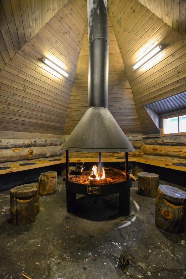 Yllaeshilla Cottage Akaslompolo Ngoại thất bức ảnh
